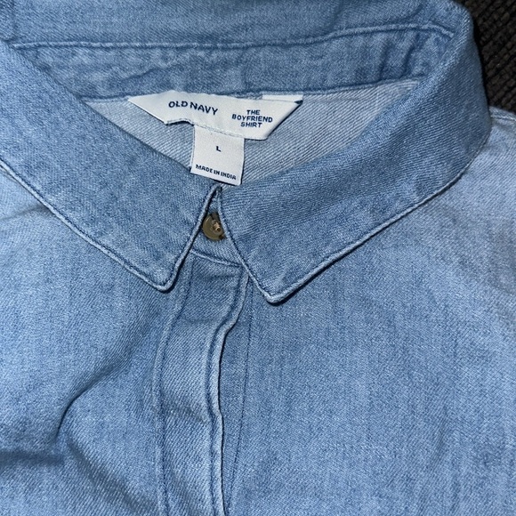 Oversized Button-Down Boyfriend Shirt. Size Large - Picture 5 of 5